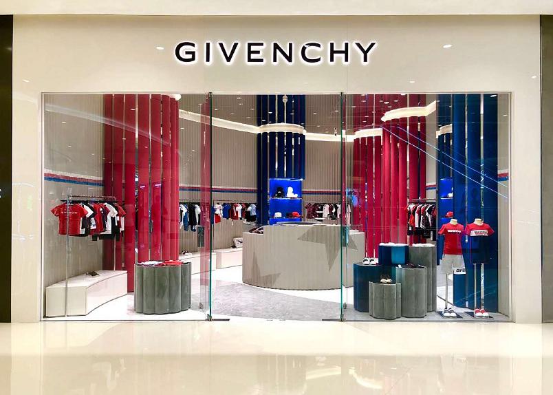 givenchy kids全球首店露脸成都ifs